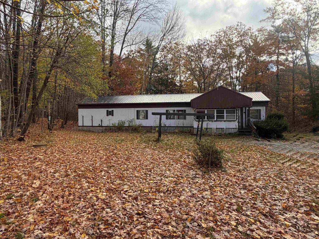 Photo of 40 Joshua Street, Rochester, NH 03867 (MLS # 5069240)