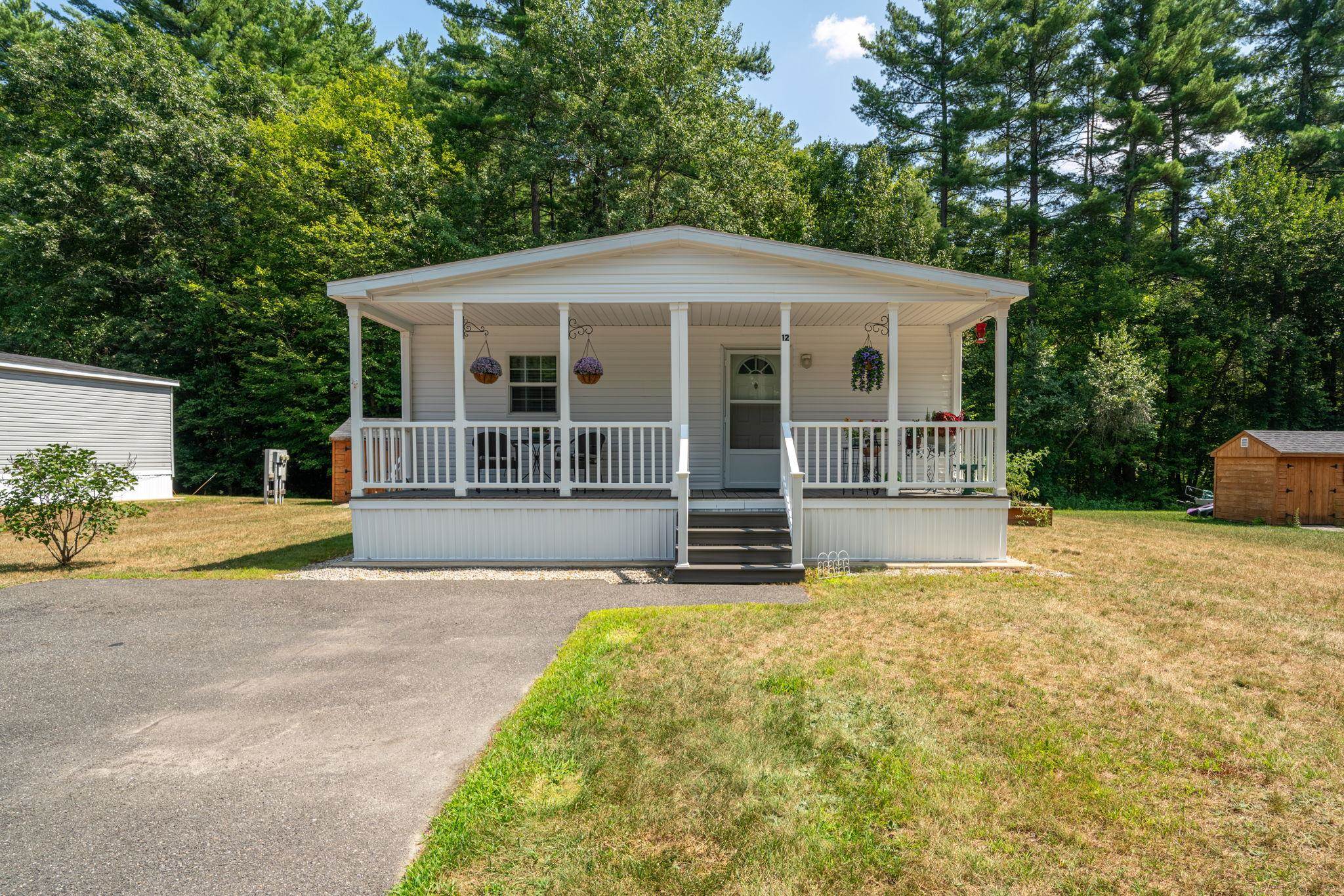 12 Tamarack Place