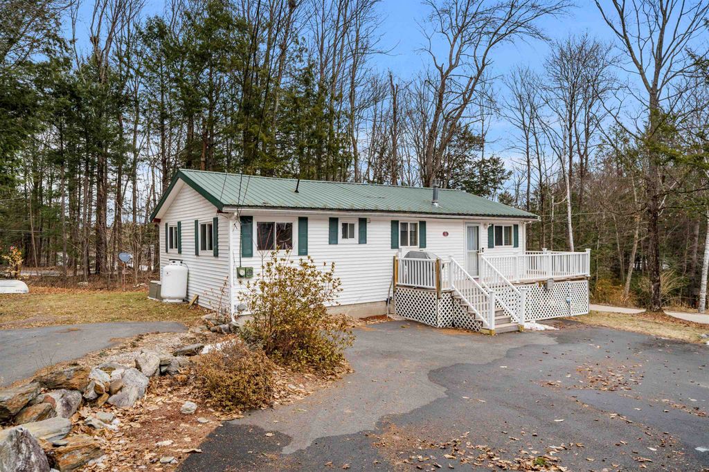 Photo of 11 Avalon Road, Farmington, NH 03835 (MLS # 5080532)