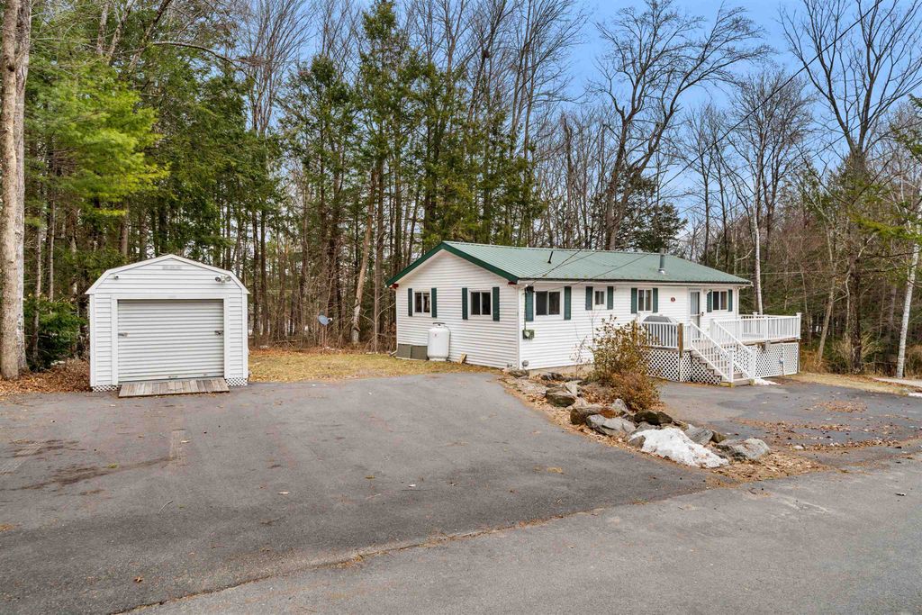 Photo of 11 Avalon Road, Farmington, NH 03835 (MLS # 5080532)