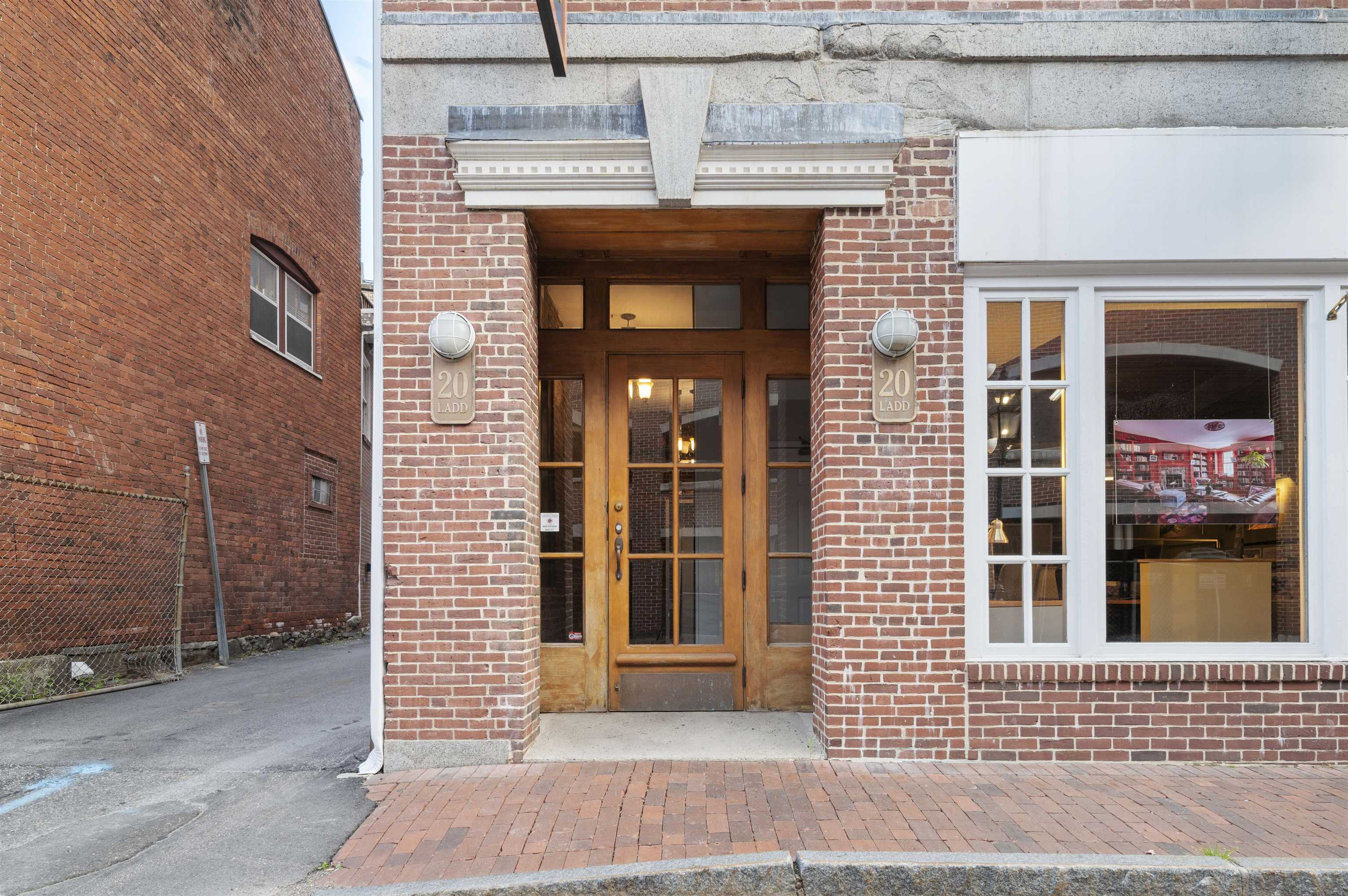 20 Ladd Street K