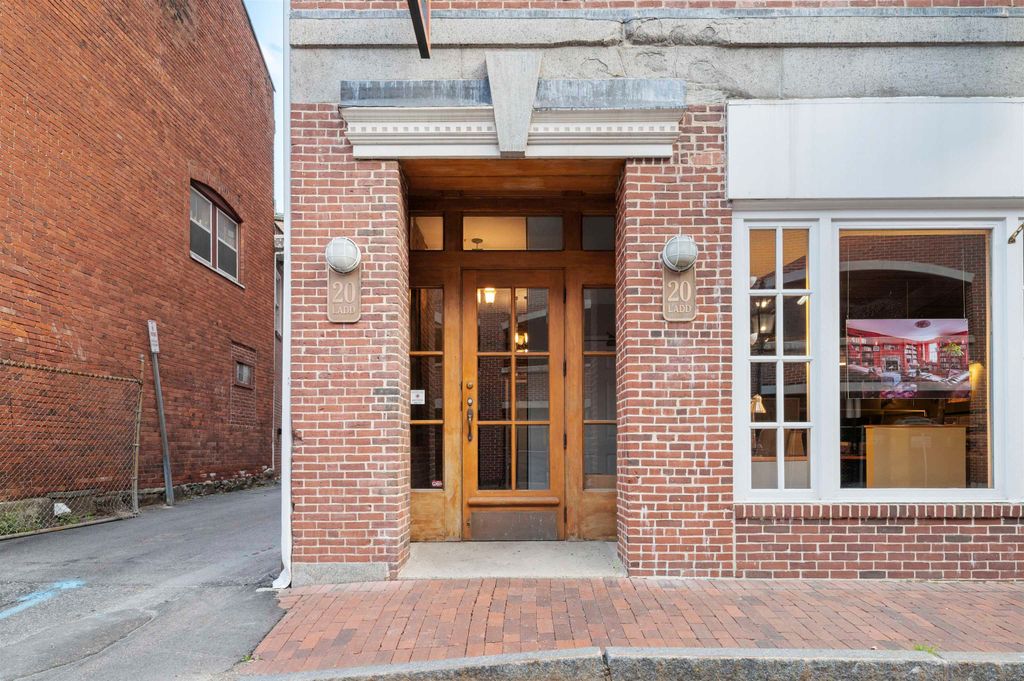 Photo of 20 Ladd Street #K, Portsmouth, NH 03801 (MLS # 5061635)