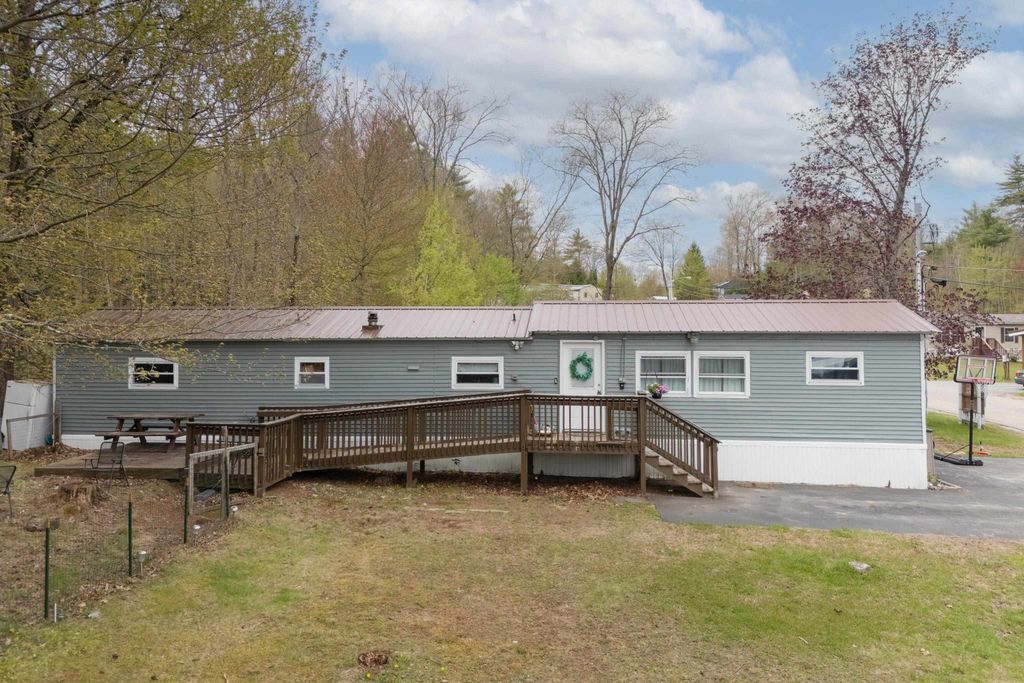 Photo of 206 Friendship Avenue, Pembroke, NH 03275 (MLS # 5088303)