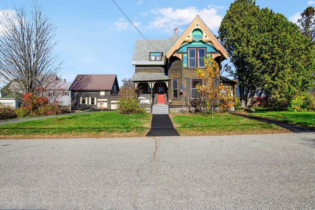 Photo of 19 Pine Street, Haverhill, NH 03785 (MLS # 5068075)