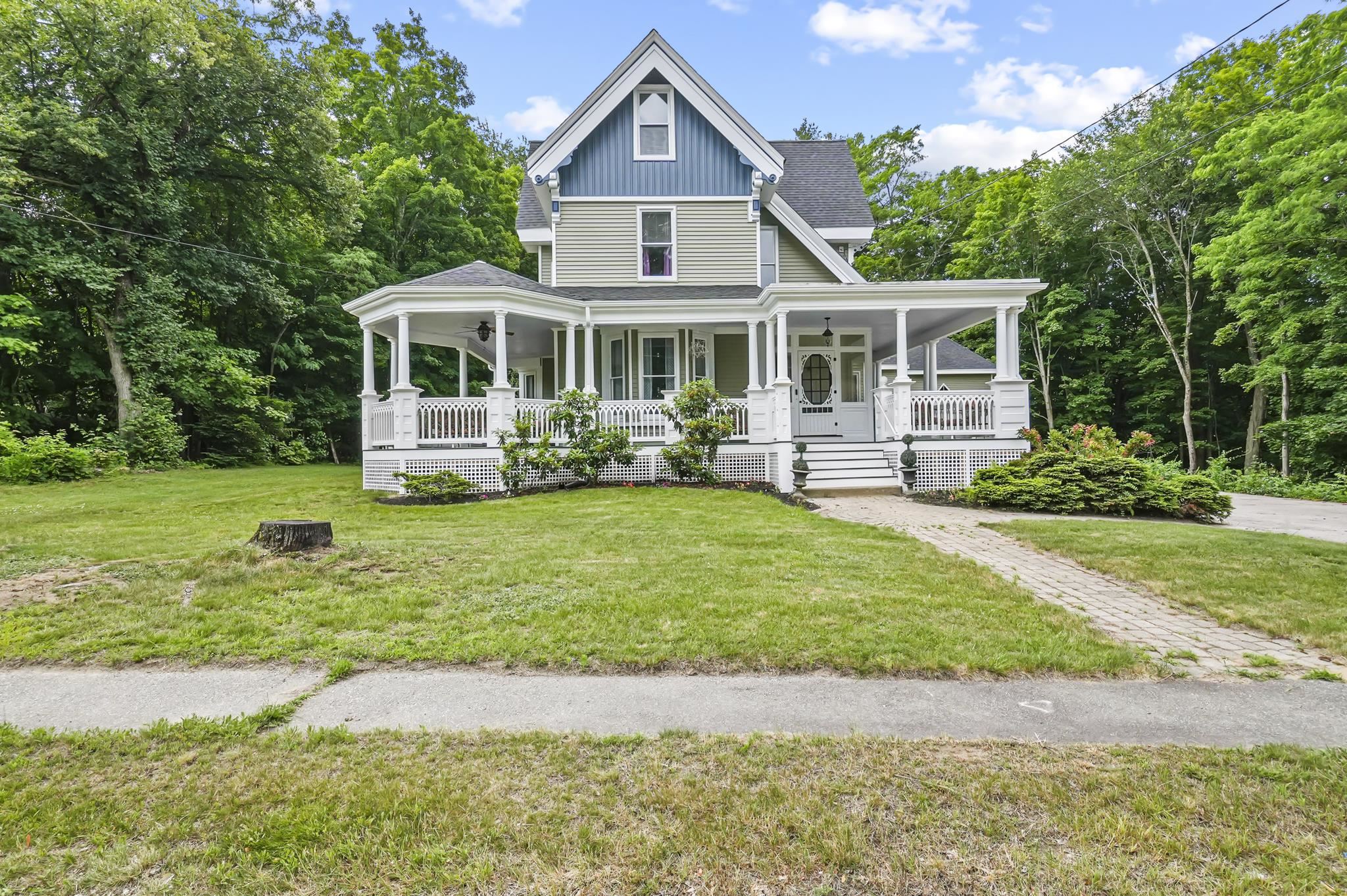 11 Palmer Avenue