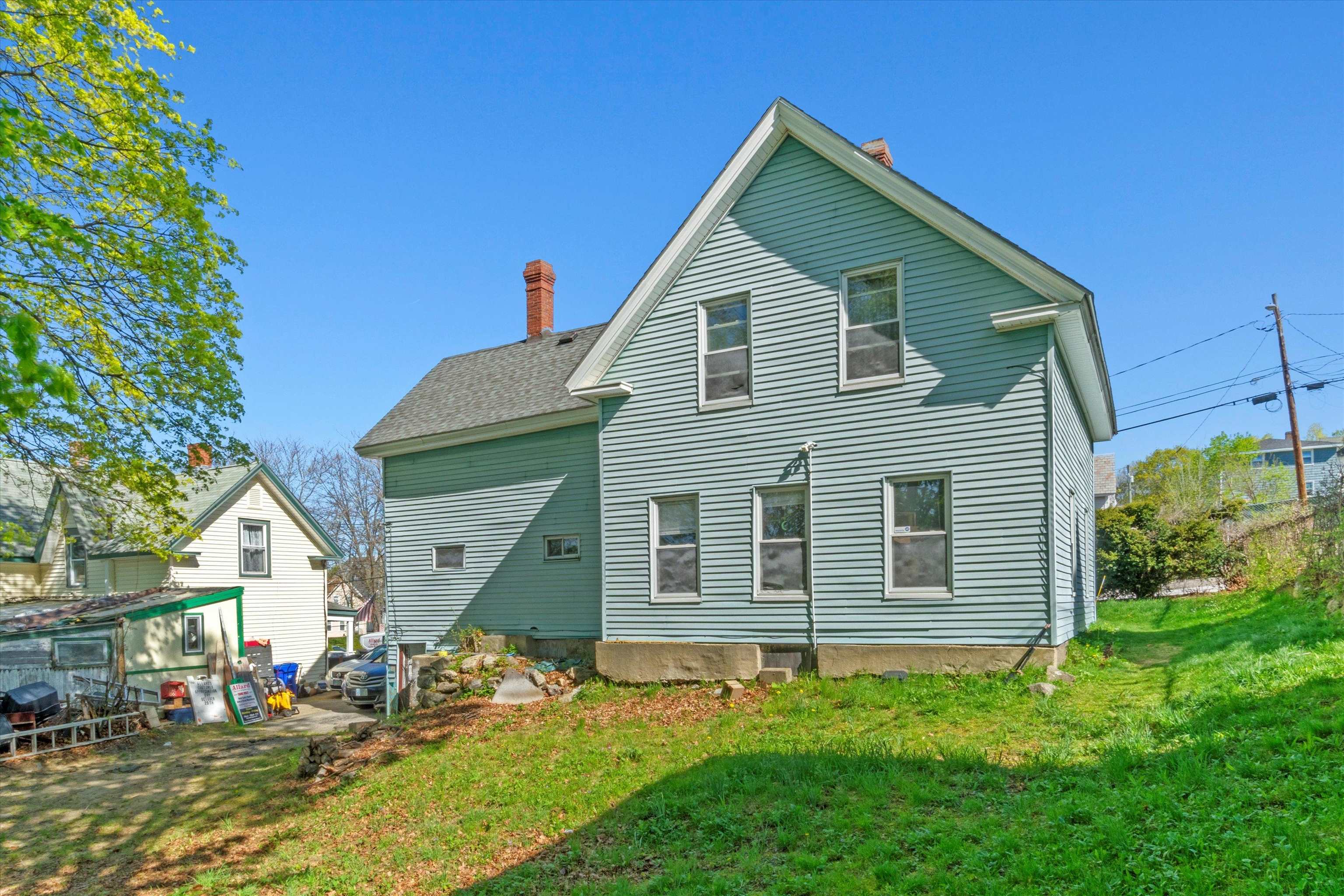 351 Laurel Street