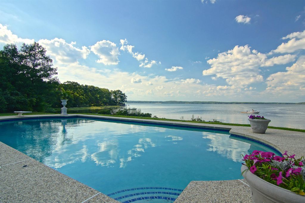 Photo of 28 Osprey Cove, Greenland, NH 03840 (MLS # 5066284)