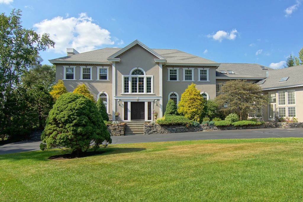 Photo of 28 Osprey Cove, Greenland, NH 03840 (MLS # 5066284)