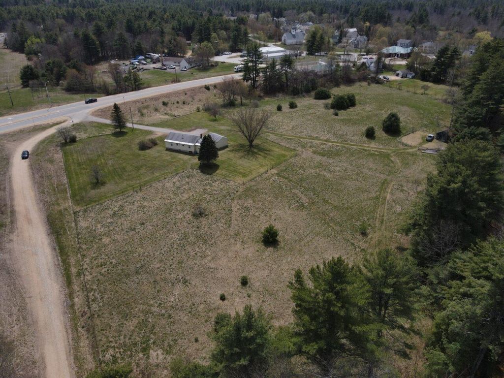 Photo of 39 Route 129, Loudon, NH 03307 (MLS # 5088348)