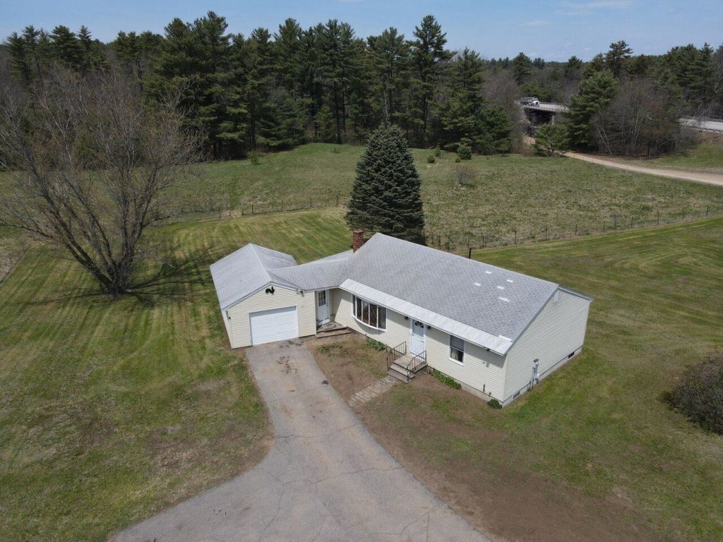 Photo of 39 Route 129, Loudon, NH 03307 (MLS # 5088348)
