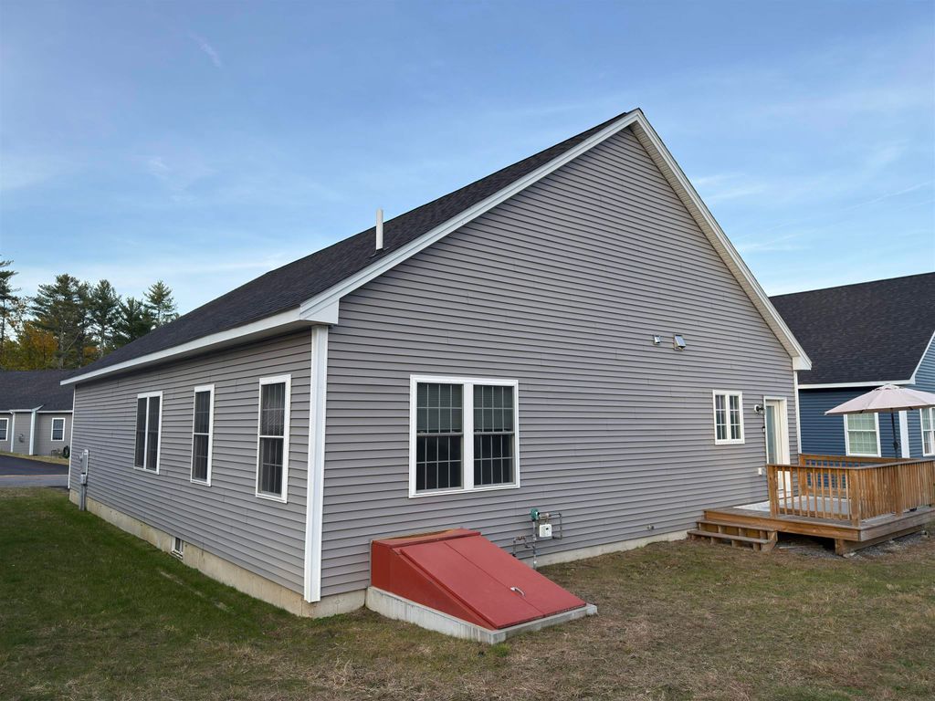 Photo of 11 Venus Way, Pelham, NH 03076 (MLS # 5066577)