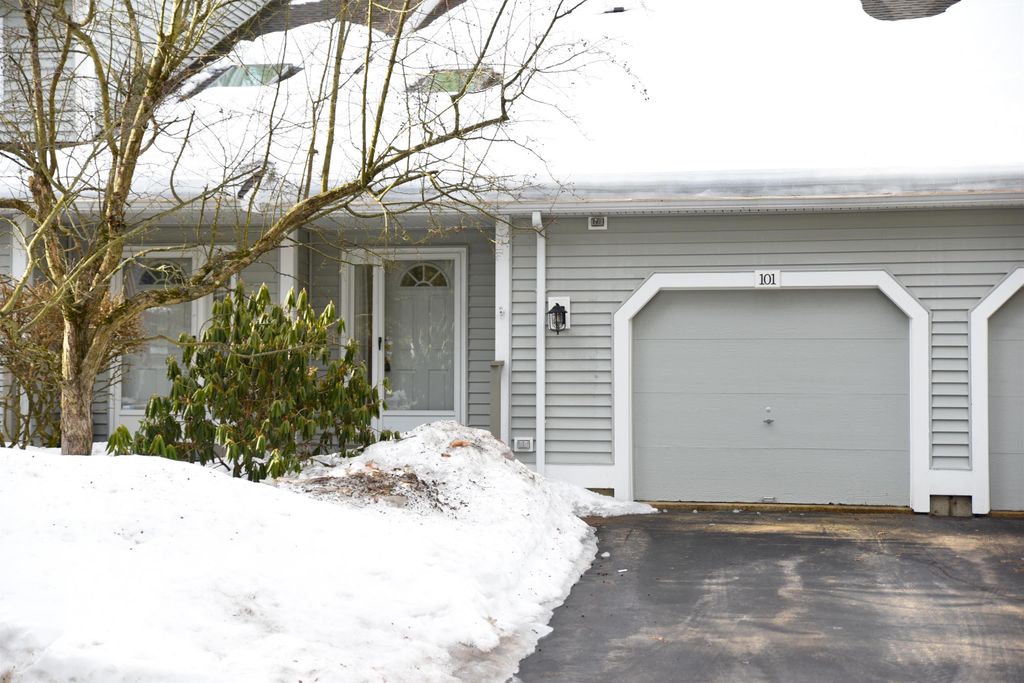 Photo of 84 Branch Turnpike #101, Concord, NH 03301 (MLS # 5078931)