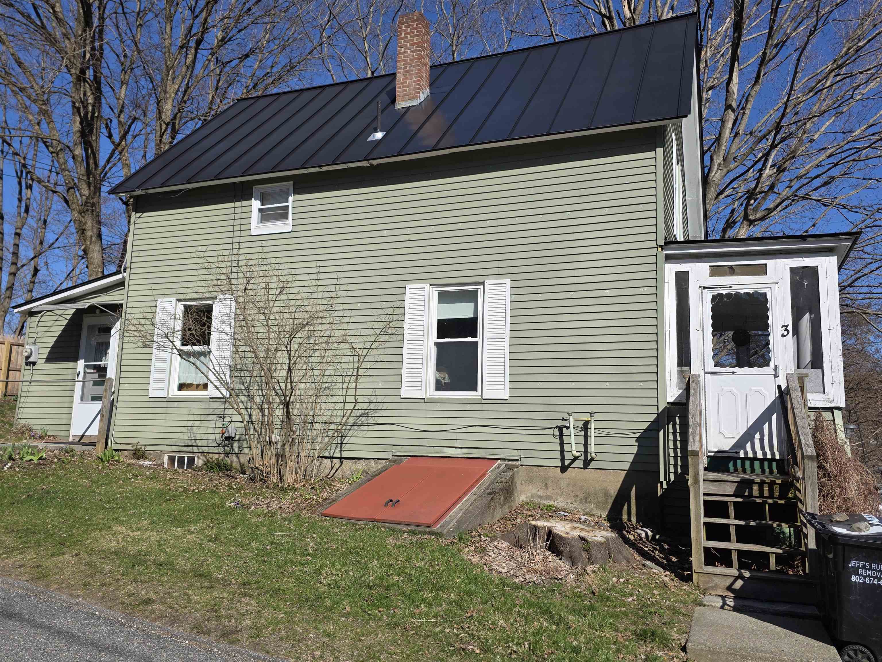 3 Fitch Court