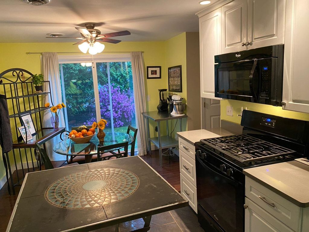 Photo of 777 Middle Road #13, Portsmouth, NH 03801 (MLS # 5075778)