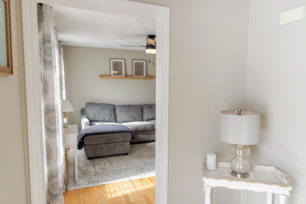 Photo of 10 Rowe Drive, Fremont, NH 03044 (MLS # 5077824)