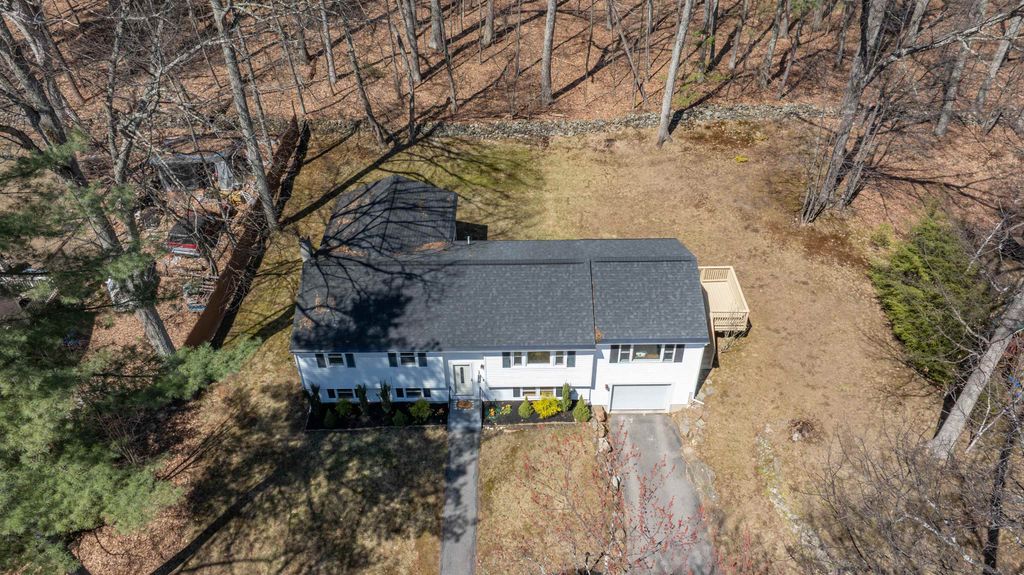 Photo of 103 Jay Road, Merrimack, NH 03054 (MLS # 5082979)