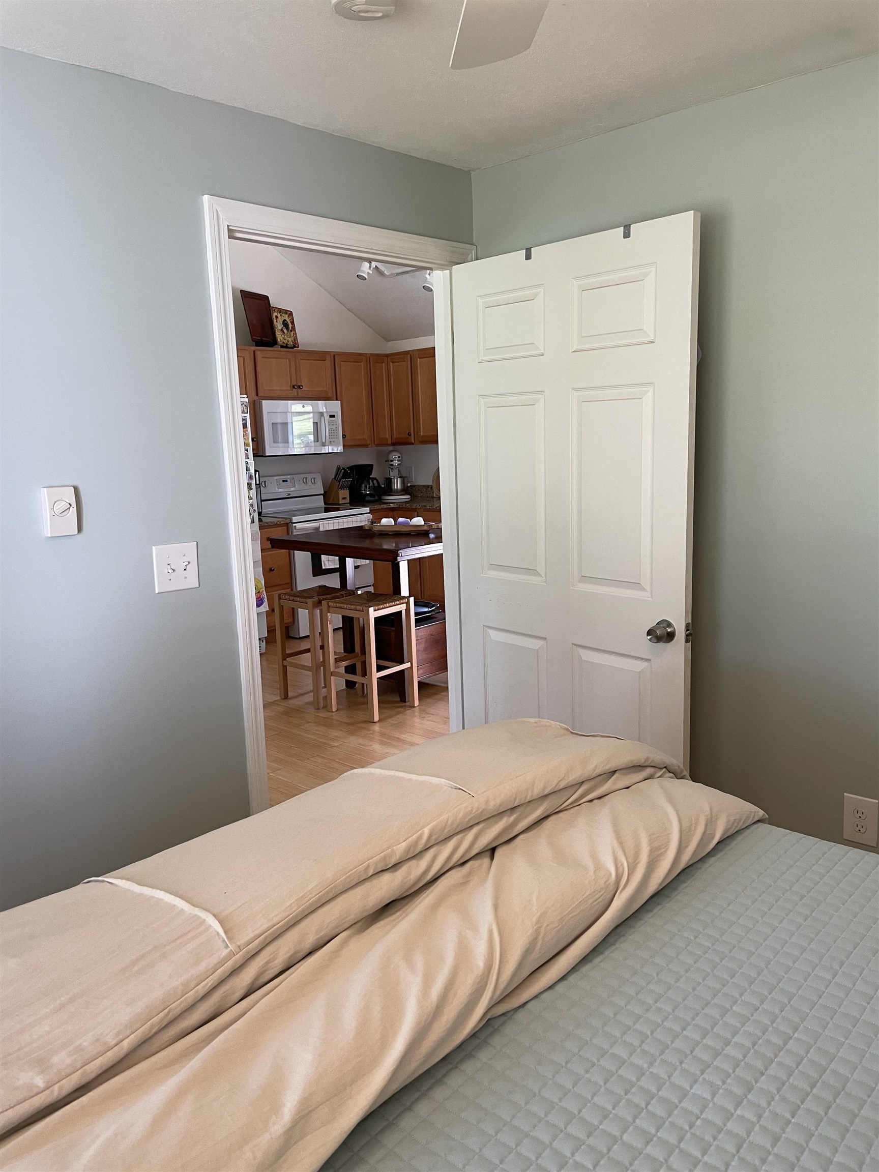 18 Woodside Meadow Road 4