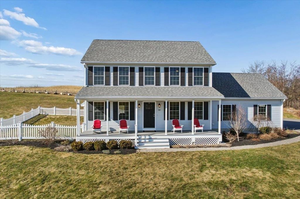 Photo of 62 Elwood Road, Londonderry, NH 03053 (MLS # 5080821)