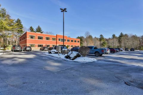 7 Wall Street Windham NH 03087