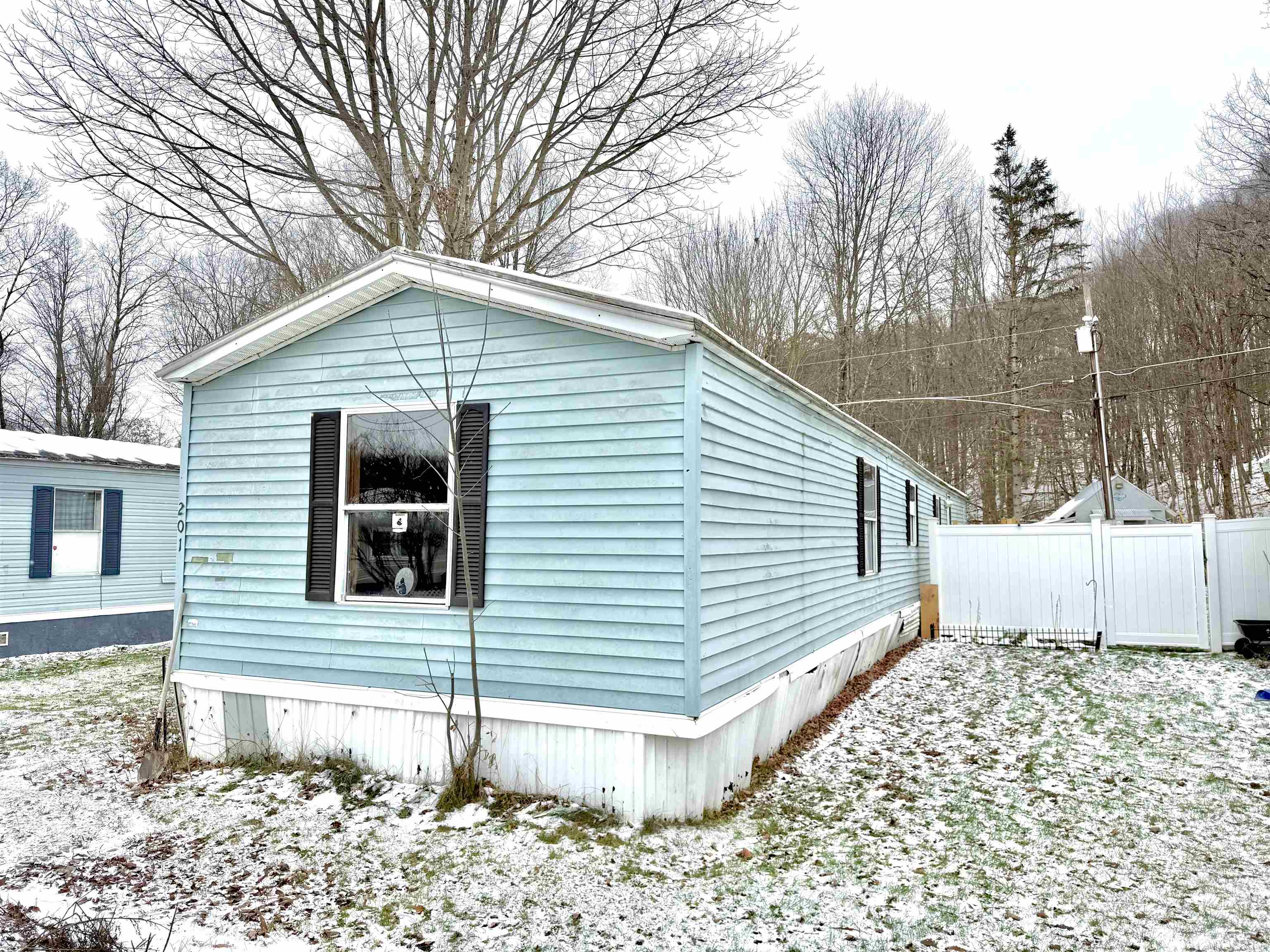 201 Hillview Terrace