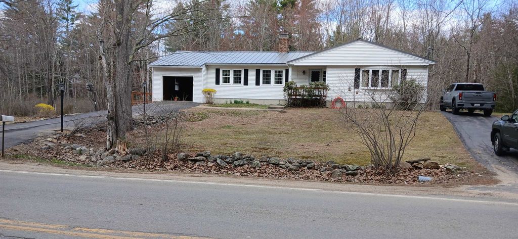 Photo of 335 Chestnut Hill Road, Farmington, NH 03835 (MLS # 5085375)