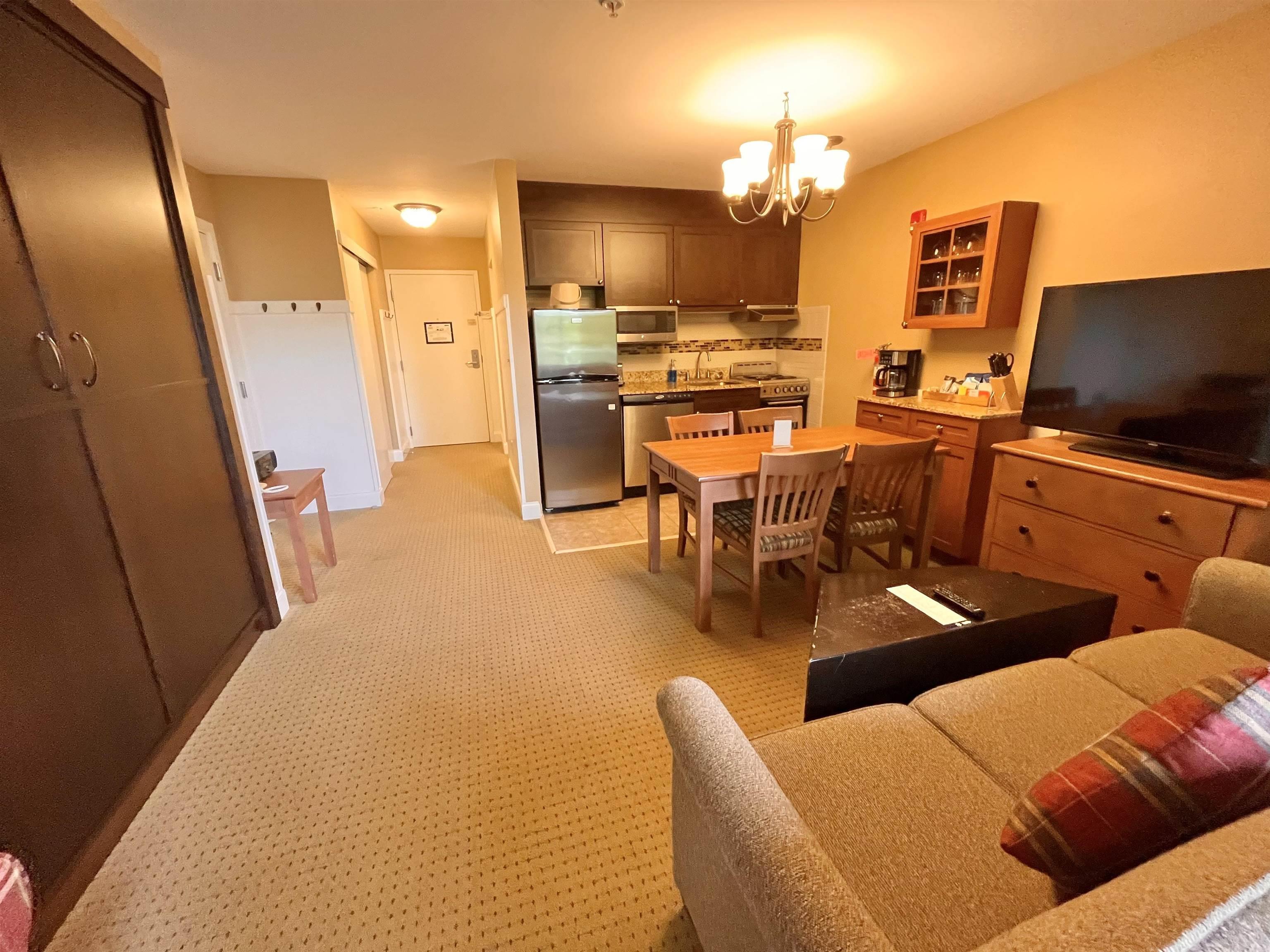 106/108 Q3, 89 Grand Summit Way 106/108