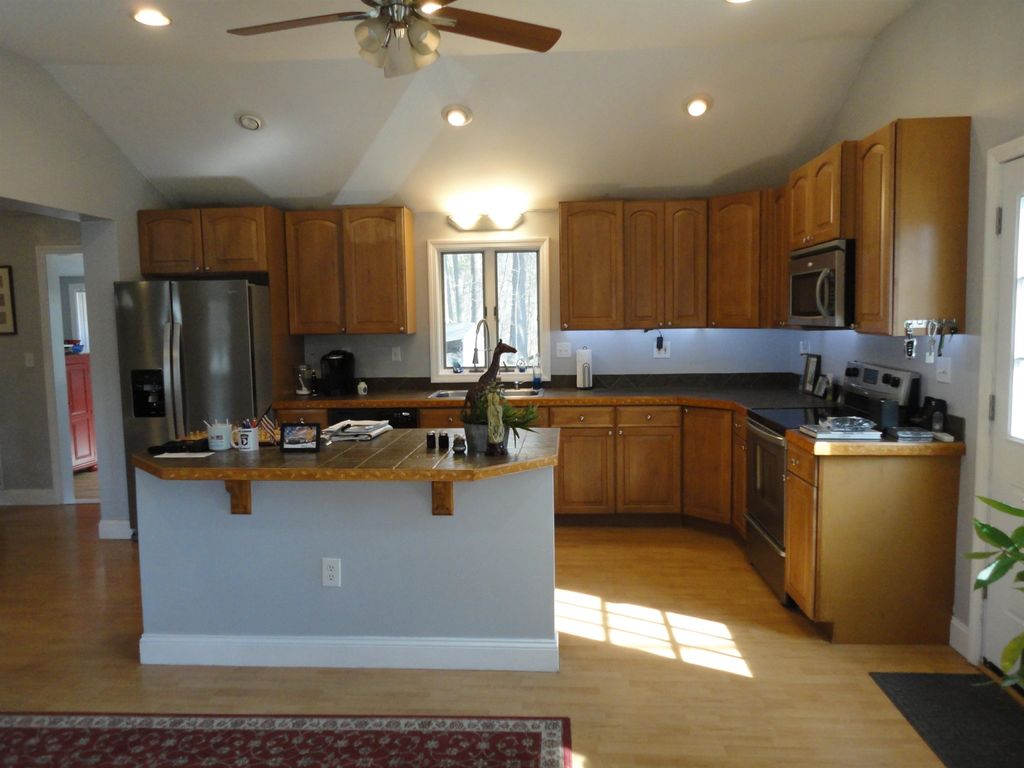 Photo of 13 Hall Road, Londonderry, NH 03053 (MLS # 5084470)