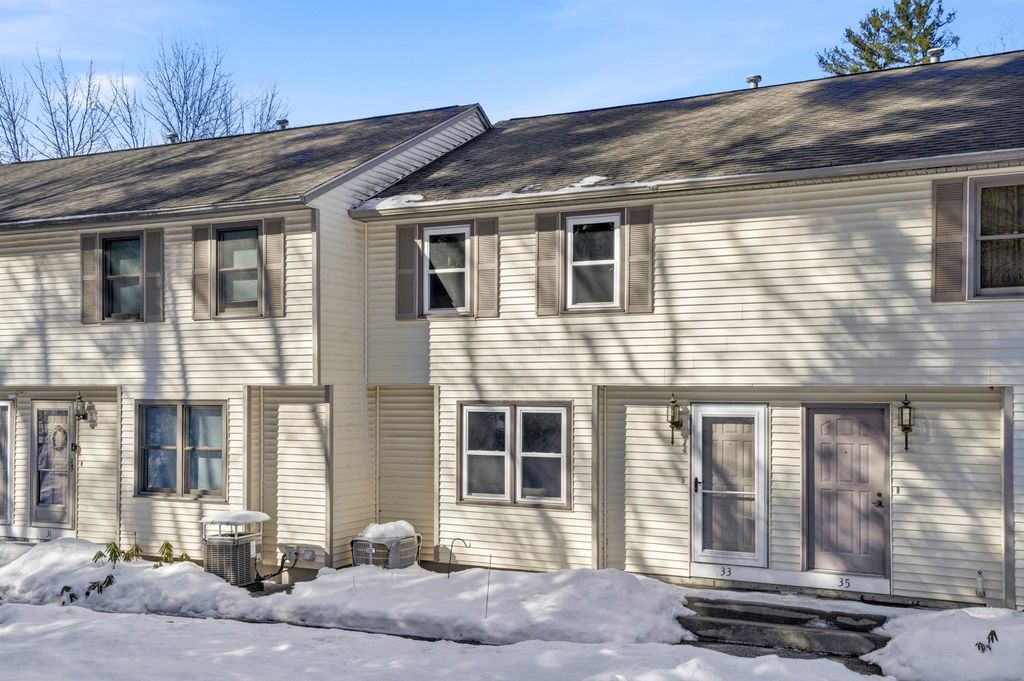 Photo of 33 Cranleigh Mews #311, Nashua, NH 03063 (MLS # 5077584)