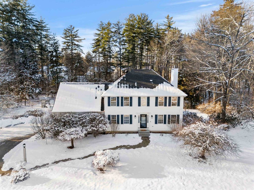 Photo of 37 Sarah Drive, Merrimack, NH 03054 (MLS # 5074630)
