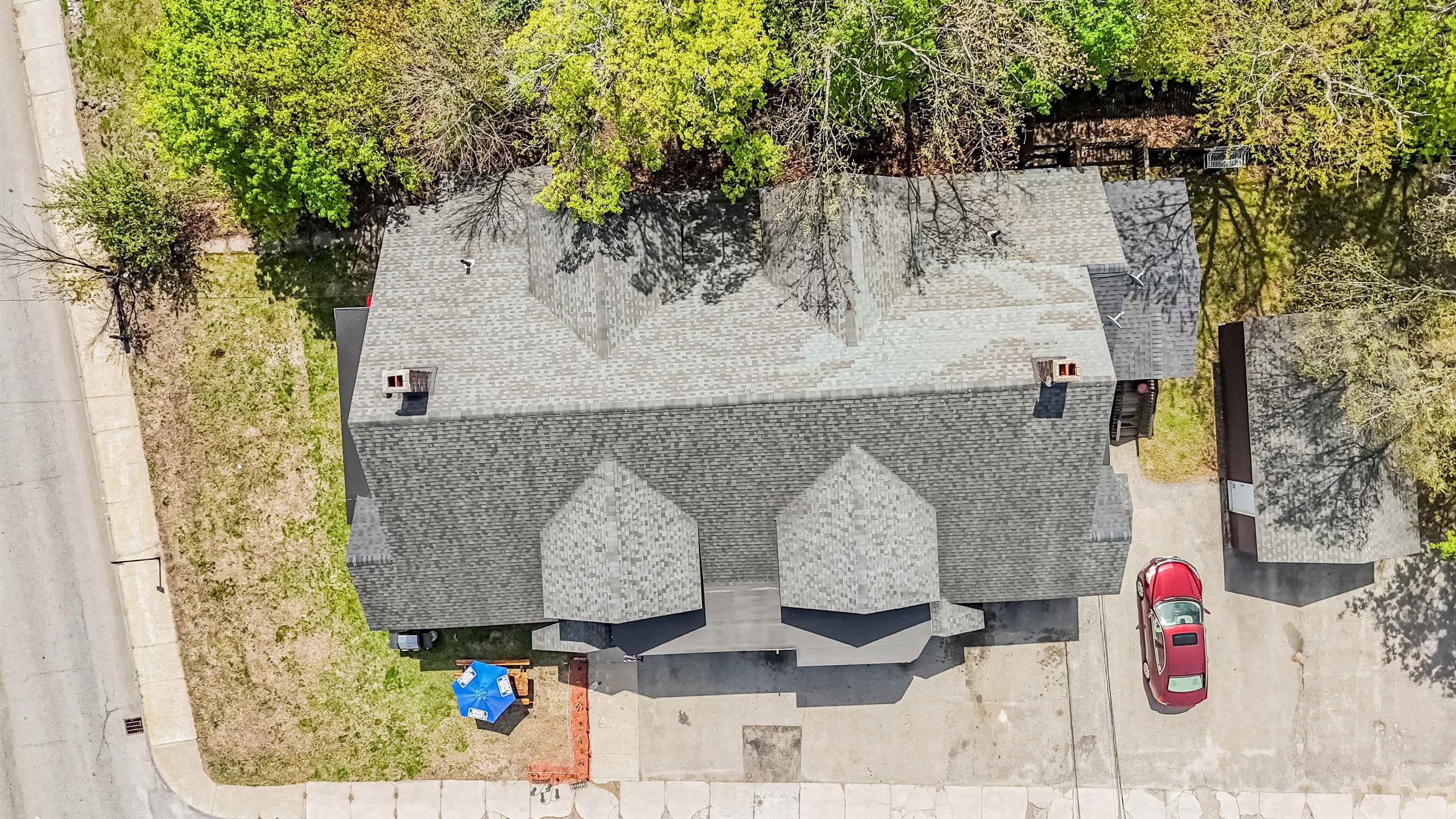4 Fossa Avenue