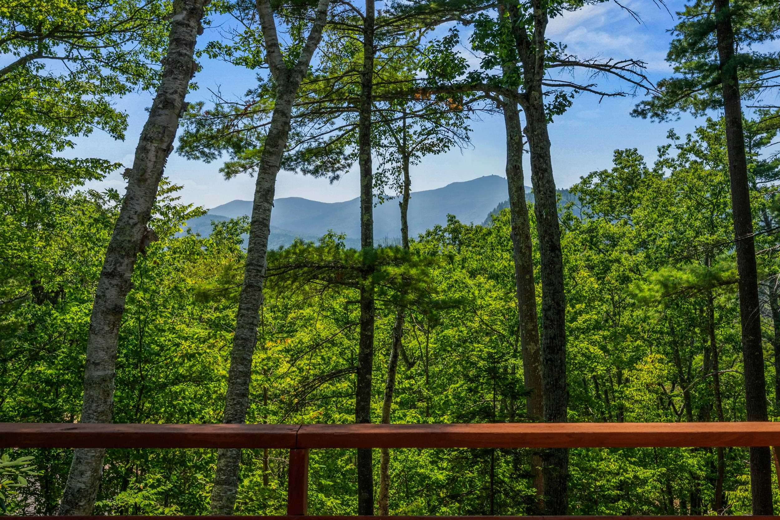 27 Moat Mountain Circle