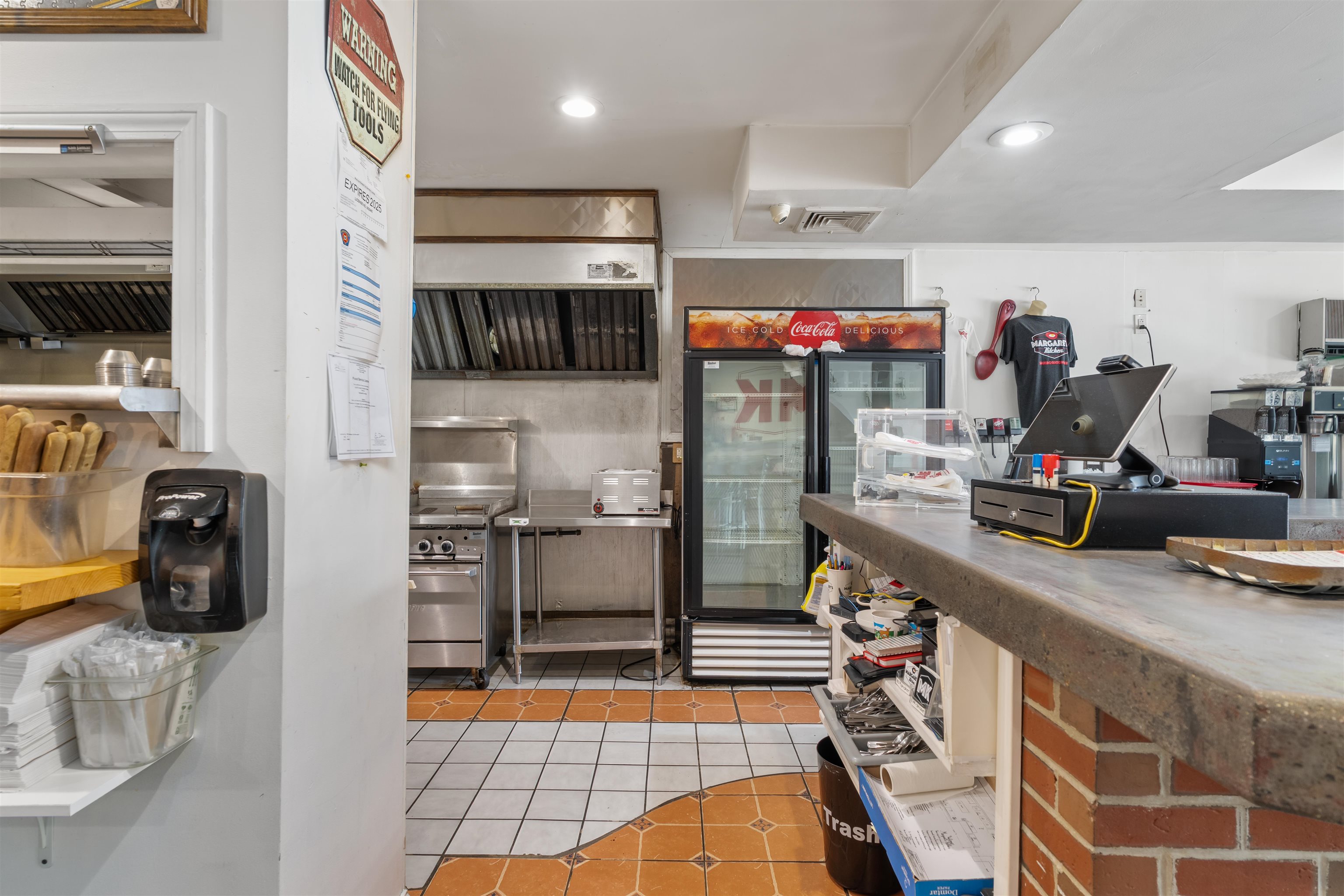 1002 Laconia Road 4
