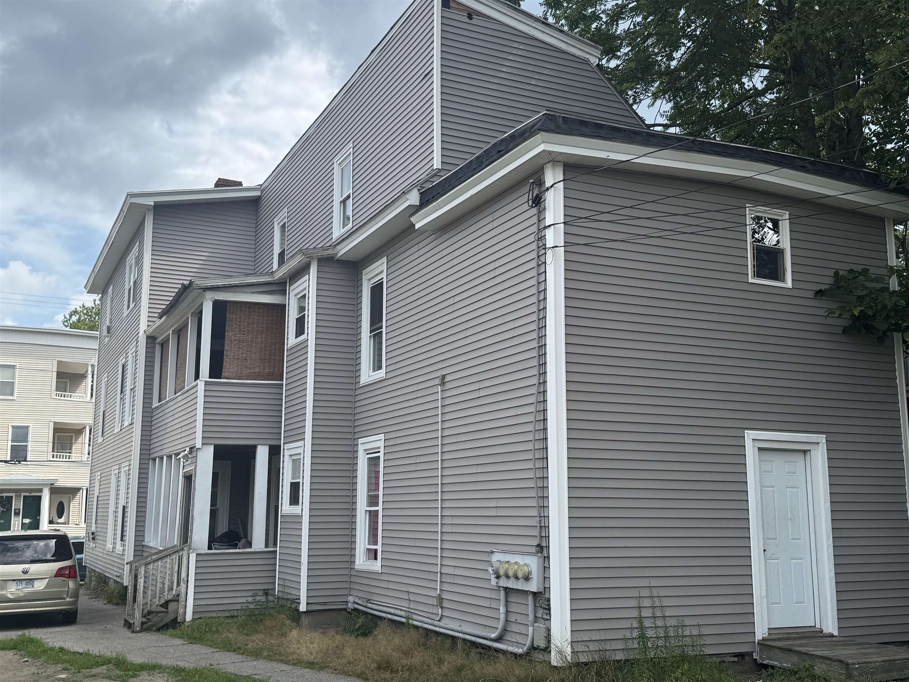 313 Amherst Street
