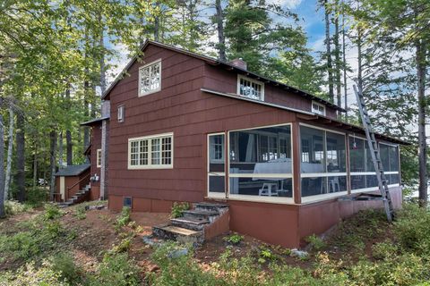 Property photo of 46 Laurel Island Lane, Holderness, NH 03245