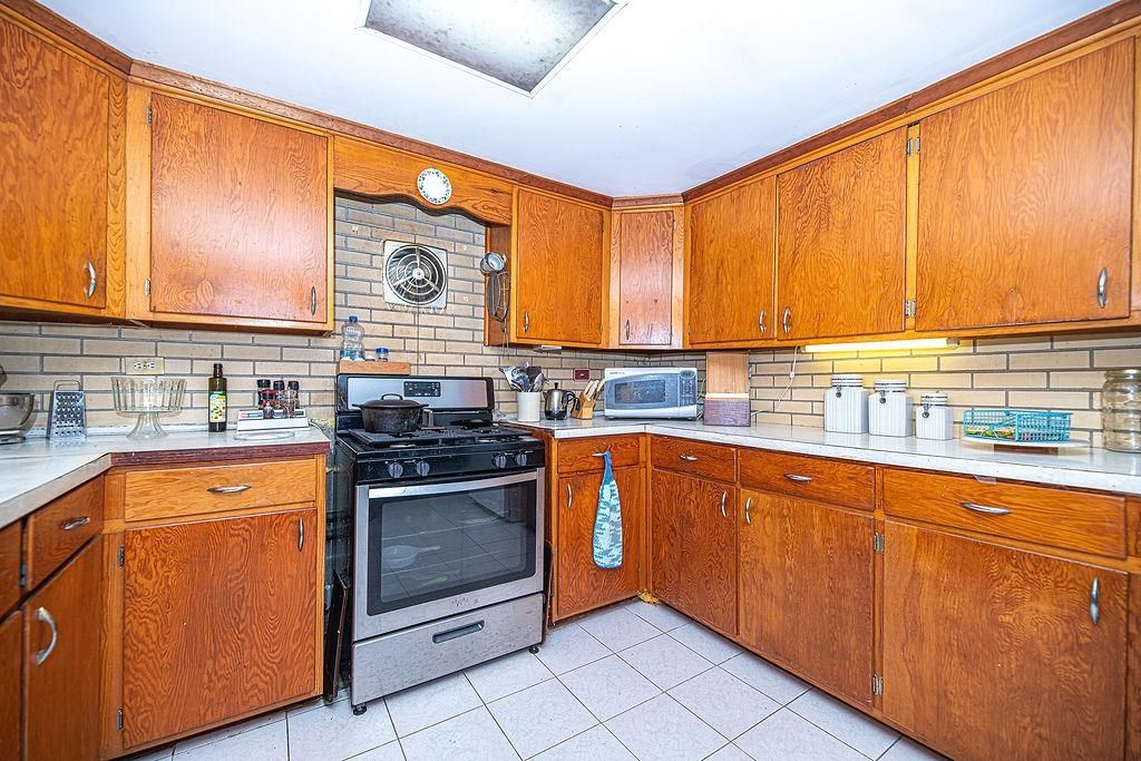 Photo of 5 Karen Road, Dunbarton, NH 03046 (MLS # 5054461)