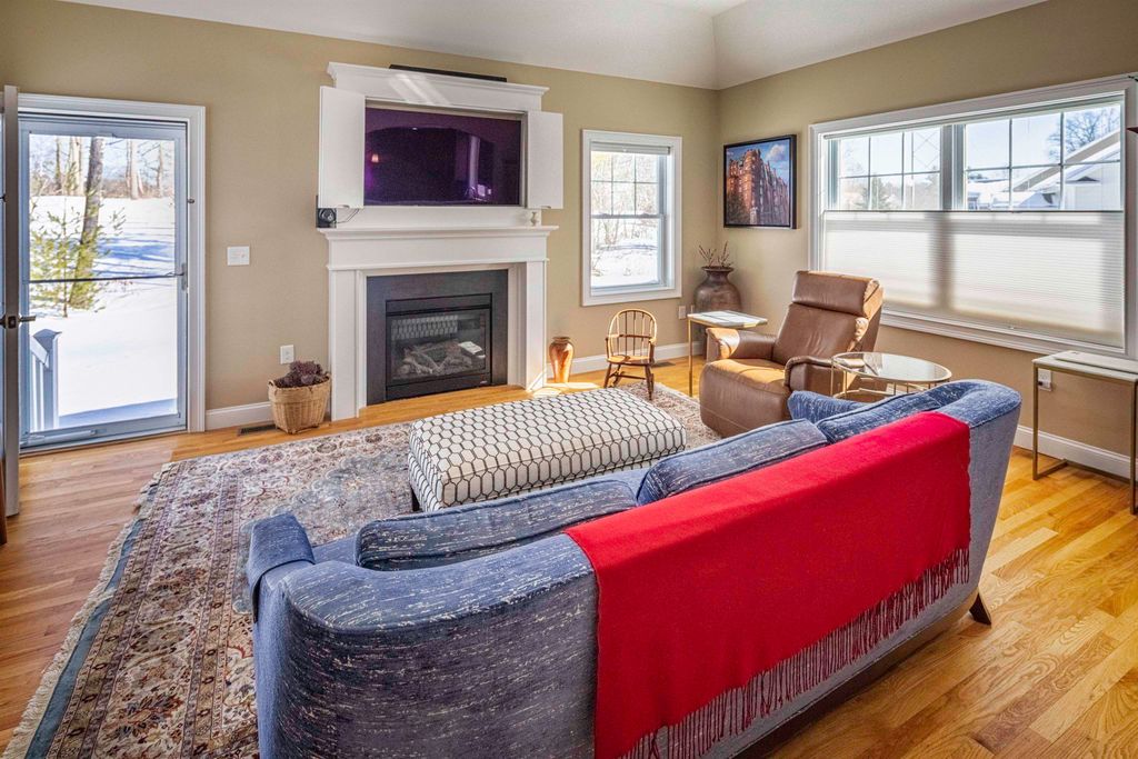 Photo of 15 Teresa Drive, Dover, NH 03820 (MLS # 5078246)