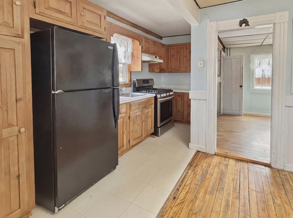 Photo of 808 Grove Street, Manchester, NH 03103 (MLS # 5088504)