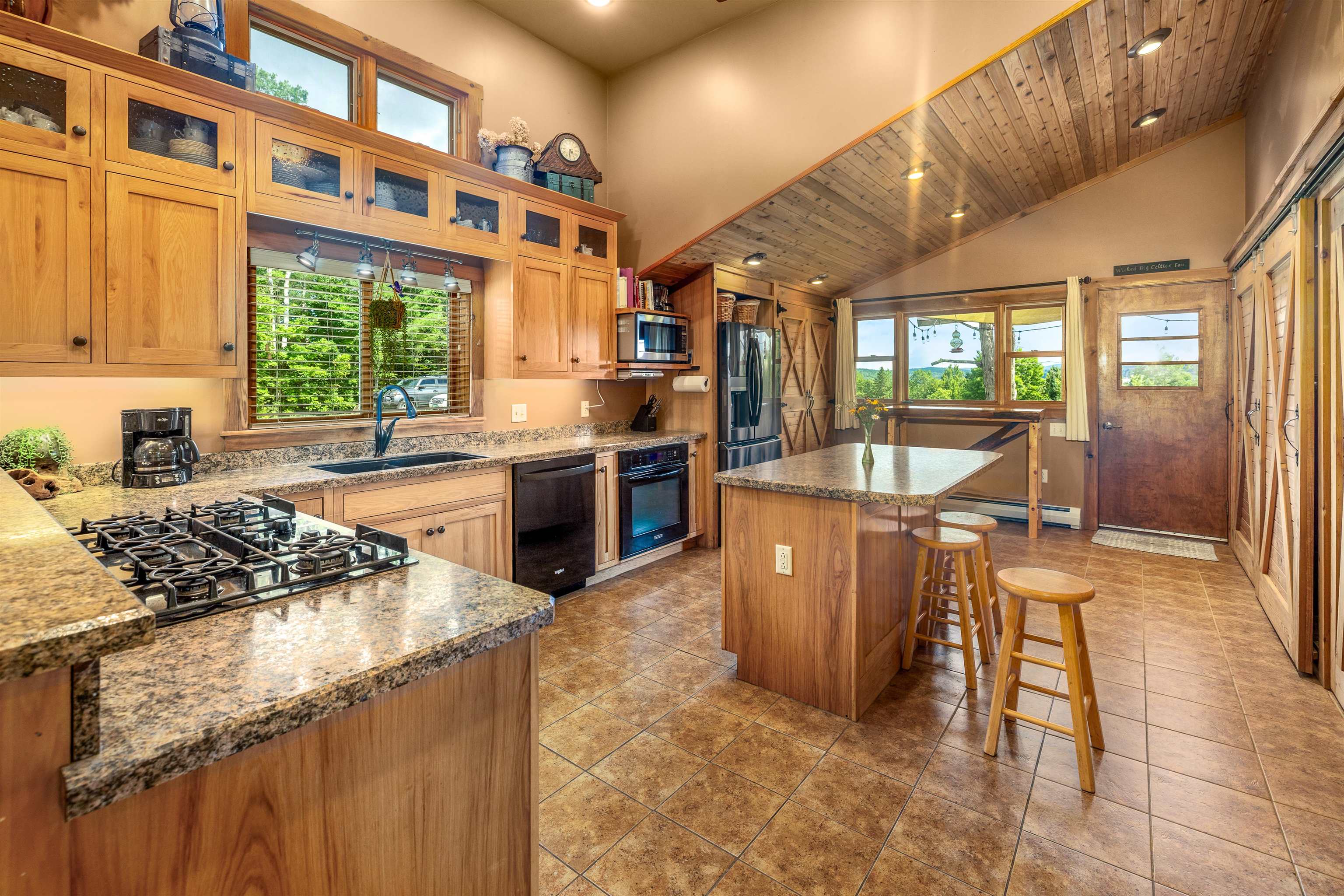1144 Center Road