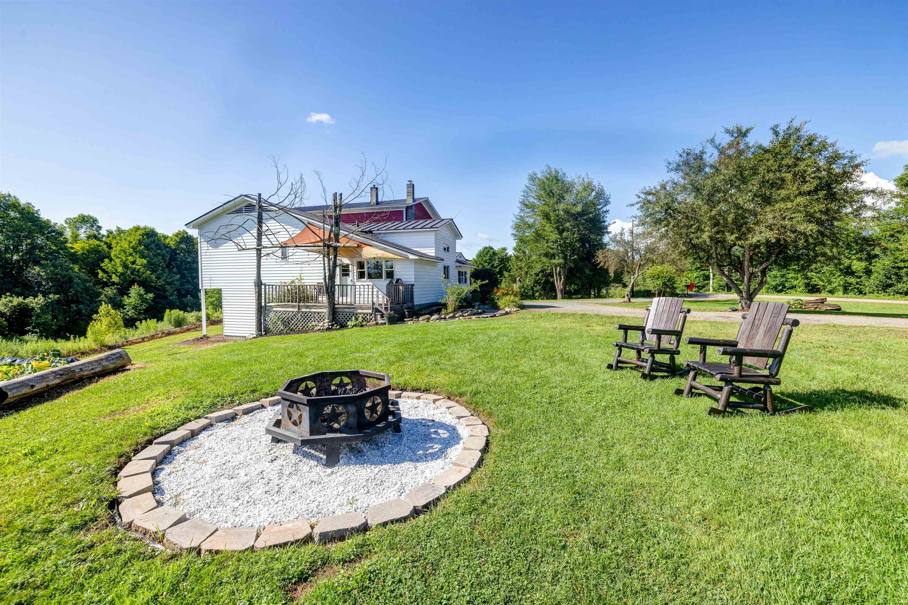 1144 Center Road