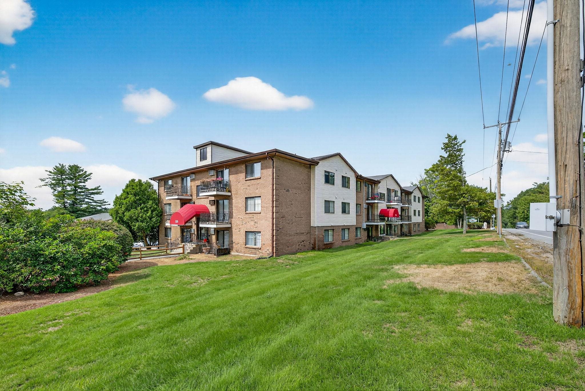 128 Mammoth Road 122
