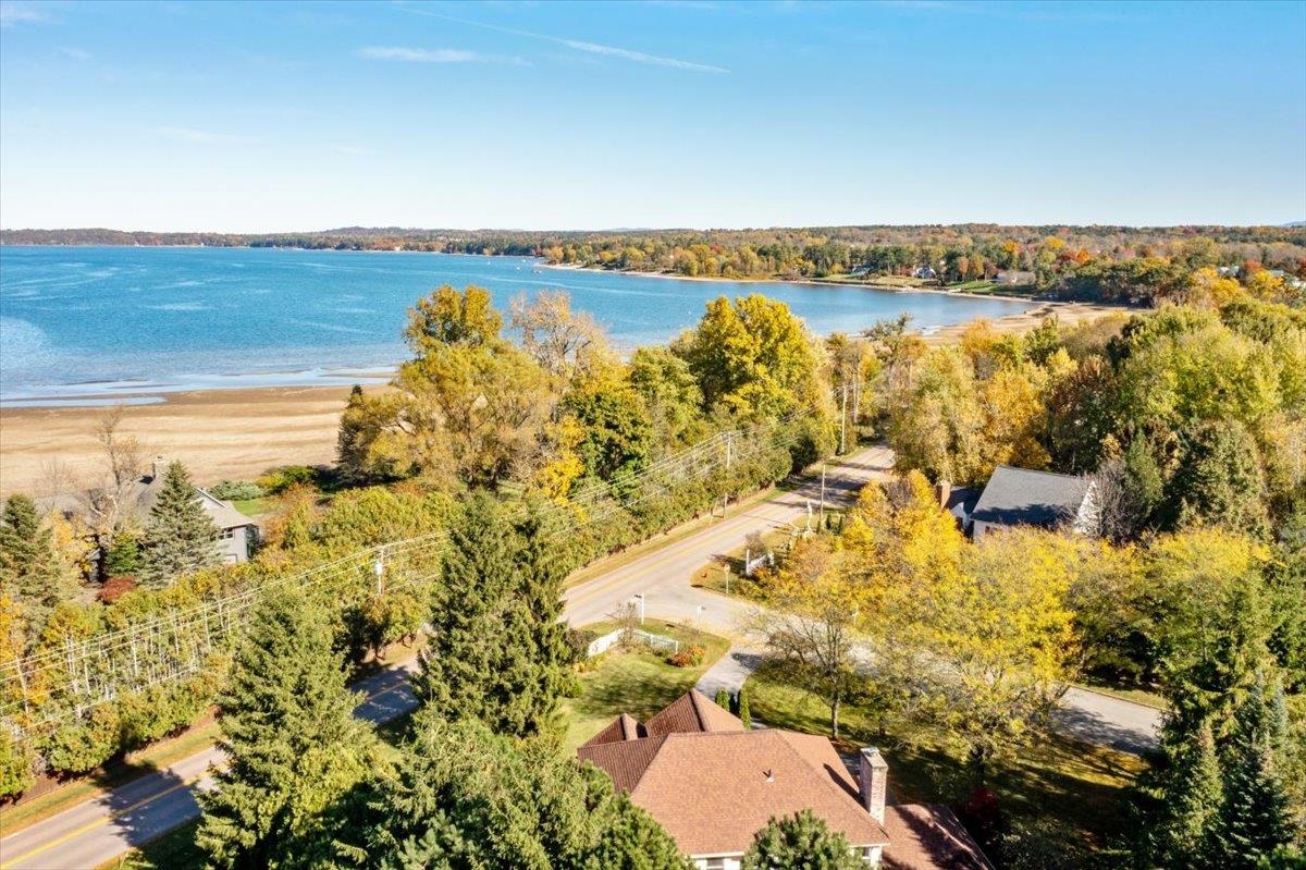 20 Yacht Haven Drive