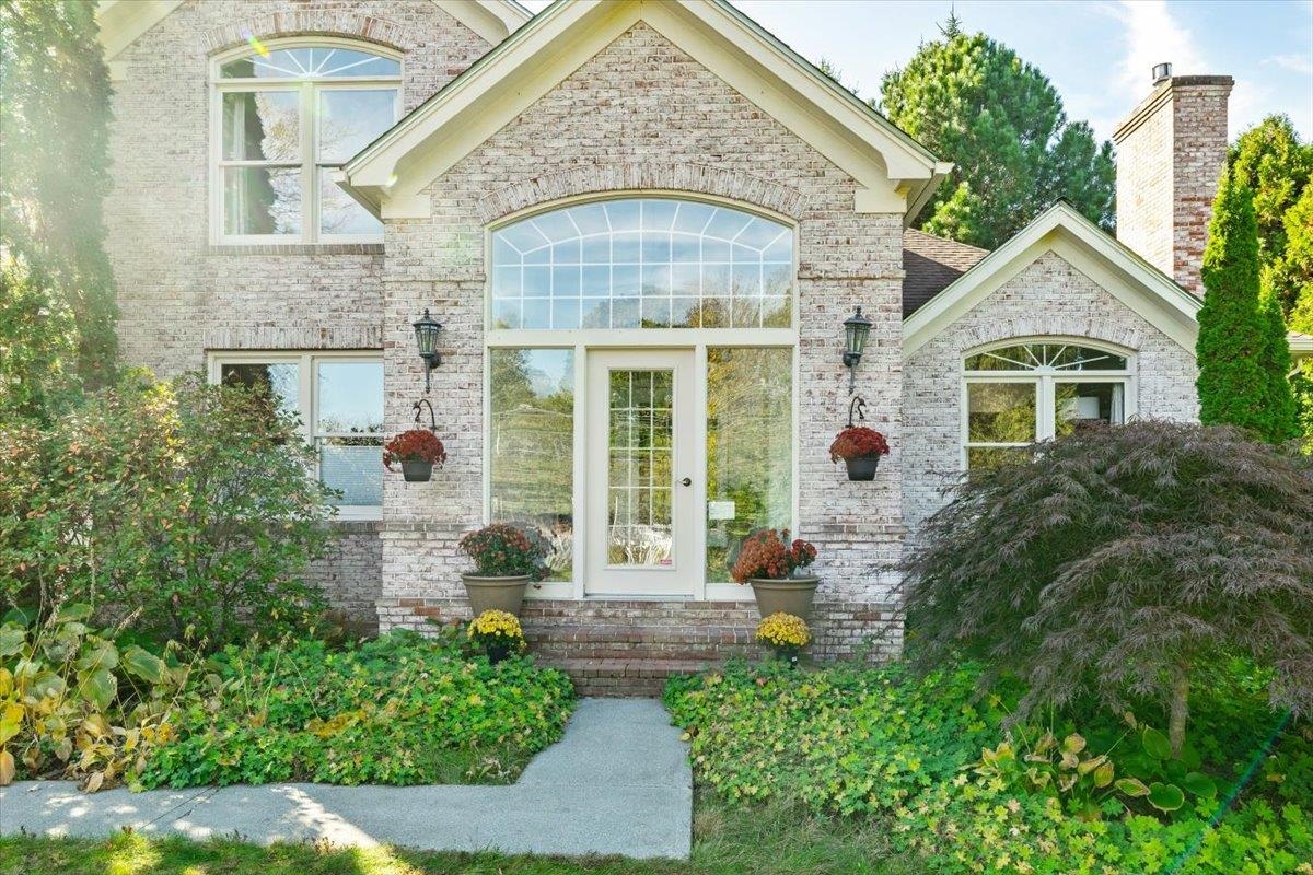 20 Yacht Haven Drive