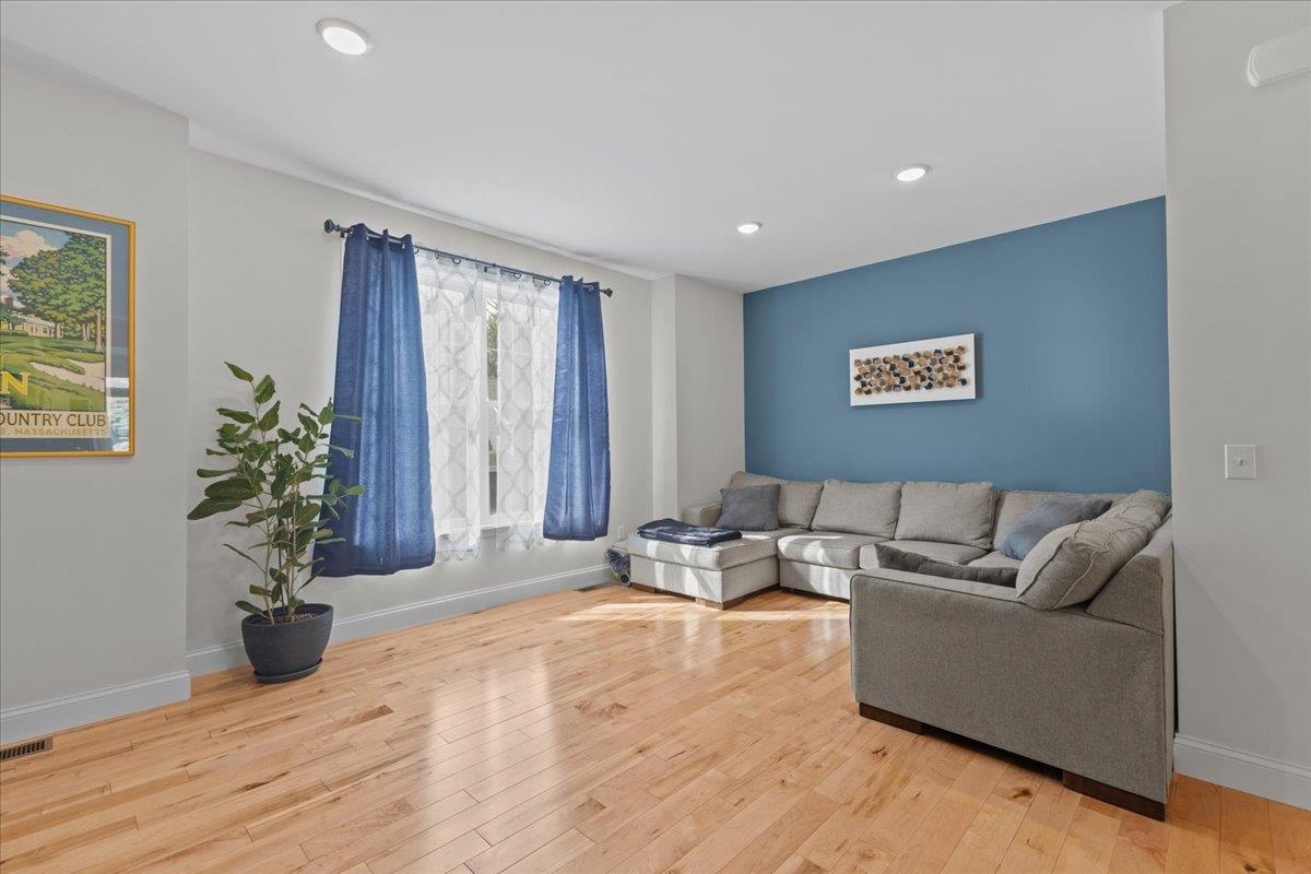 290 O'Brien Farm Road
