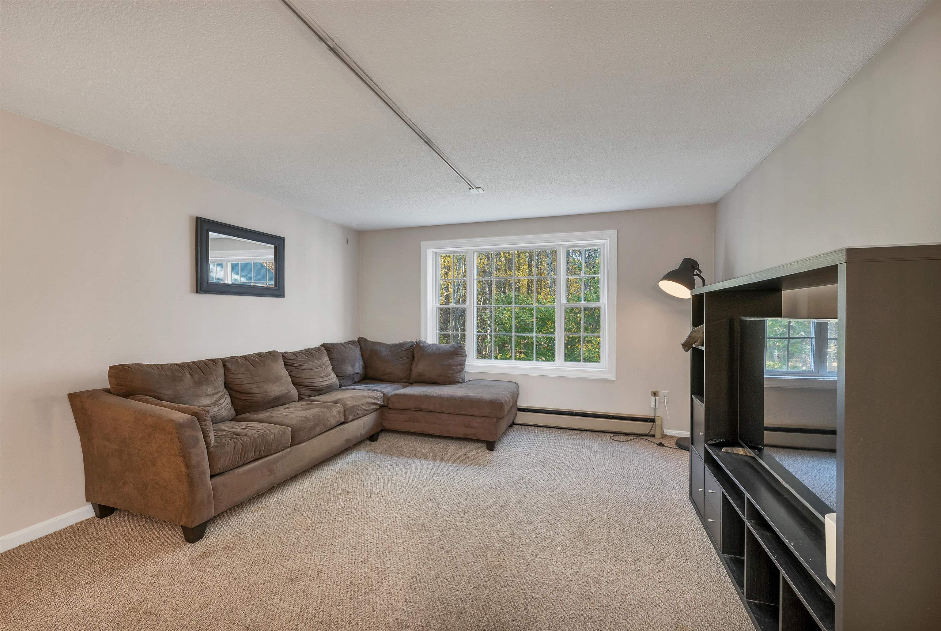 50 Brookside Drive N6