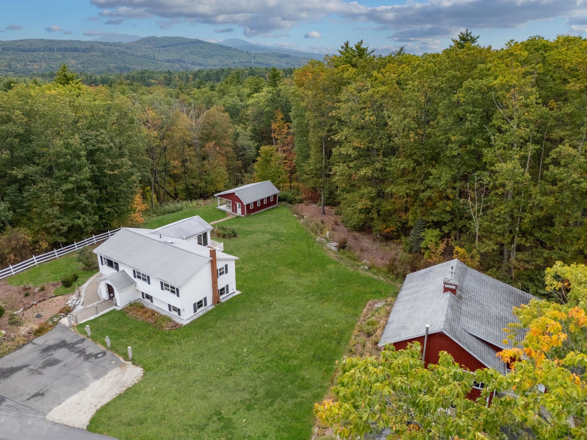 15 Leslie Drive