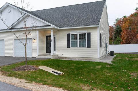 Photo of 14 Angel Point Circle #B, Goffstown, NH 03045 (MLS # 5068186)