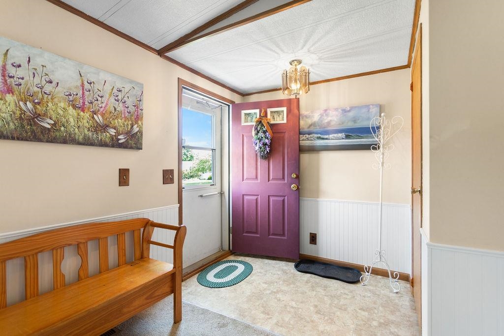 32 Monadnock Drive