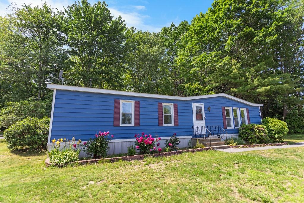 32 Monadnock Drive