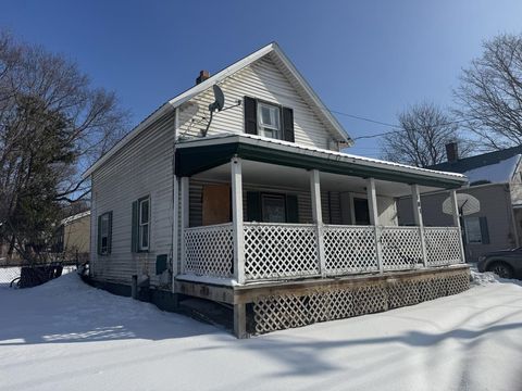 Photo of 181 Federal Street, St. Albans City, VT 05478 (MLS # 5076917)