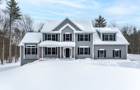 Photo of 821 Cross Country Road, Pembroke, NH 03275 (MLS # 5075569)